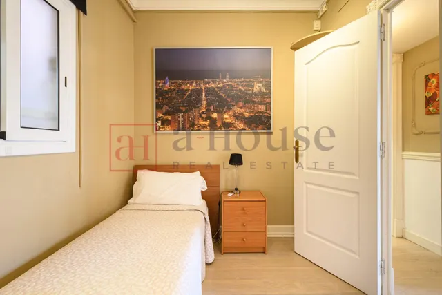 PISO LISTO PARA ENTRAR A VIVIR CON GRAN BALCÓN/TERRAZA EN LA NOVA ESQUERRA DE L'EIXAMPLE — 18