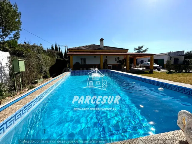 ZONA ALCAIDE Parcela de 1.500m2 con casa de 100m2 con un por