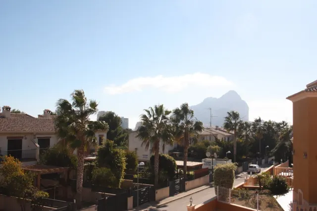 Preciosa villa en venta de estilo moderno en Calpe — 2
