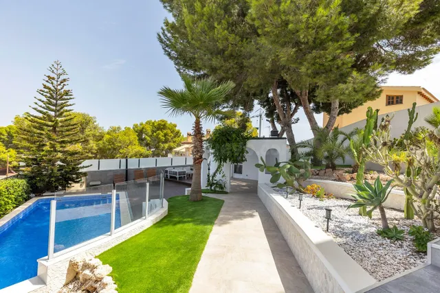 Villa 5 habitaciones 257m² en venta - Los Balcones - Los Alt - foto 3