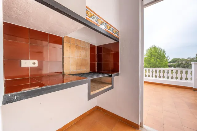 Amplia vivienda con piscina privada, terraza y garaje cerrado — 20