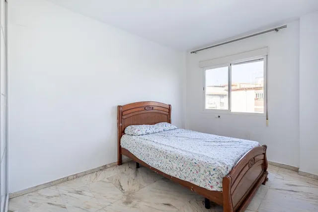 PISO CON GARAJE JUNTO AL METRO EN CHURRIANA — 16