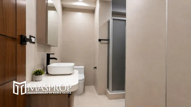 CASA EN VENTA – URB. LAS ARTES I– TACNA — 22