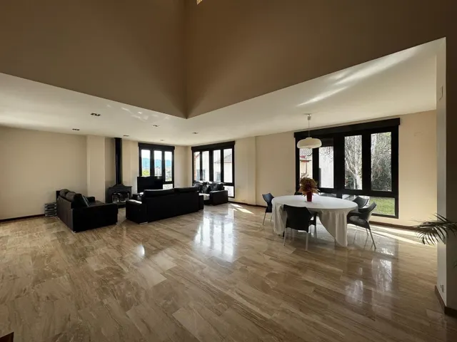 Exclusivo Chalet en Casillas - Espacio y Comodidad a Tu Alcance — 21