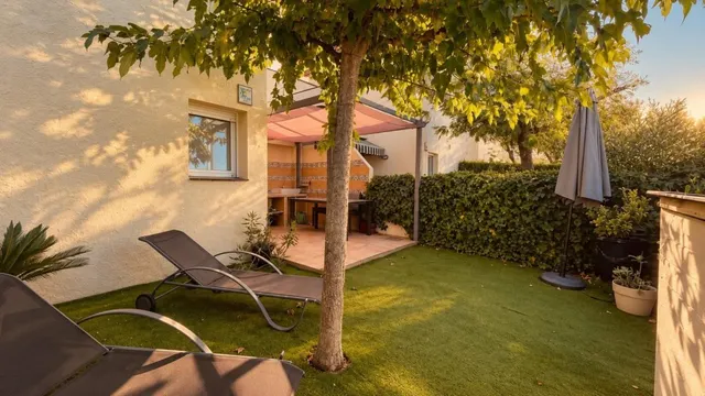 Casa de 3 dormitorios con amarre privado de 10 x 3,50 m, licencia turística y piscina comunitaria – Port Estrella, Santa Margarida, Roses — 25