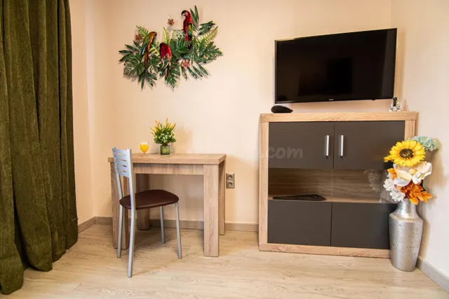 EXCLUSIVO ESTUDIO EN BENALBEACH - Benalmádena, Málaga - foto 3