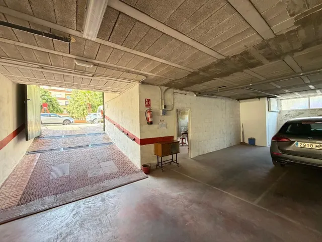 Local comercial 2800m² en venta - Estacion de autobuses — 7