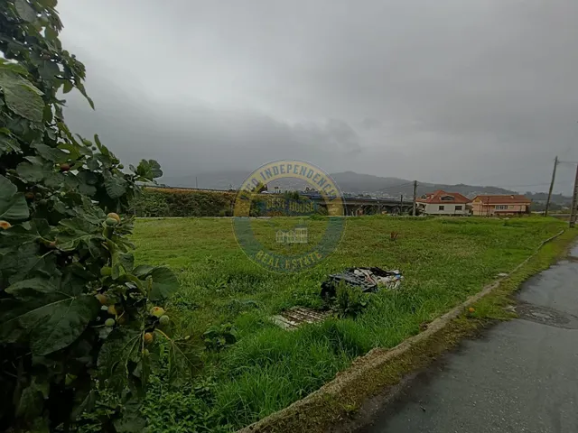 Terreno edificable en Beade (Vigo) con vistas panorámicas. — 16