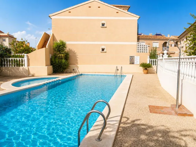 Casa 3 habitaciones 86m² en venta - La Zenia — 3