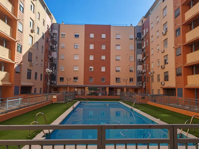 Piso amueblado con Piscina — 46