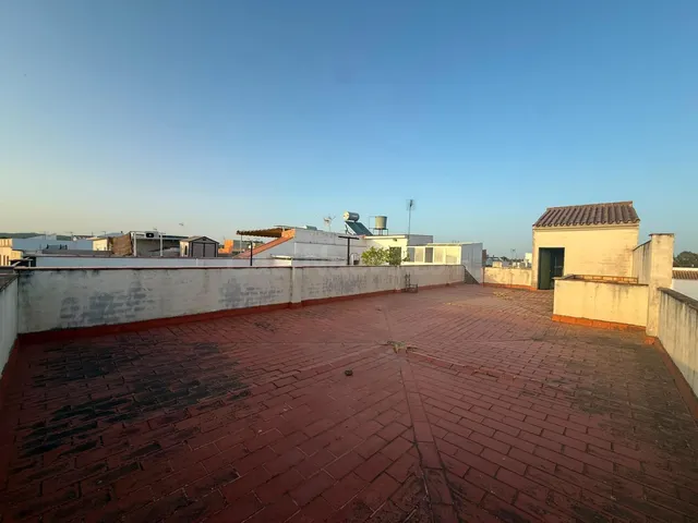 Nave en construcción en Alcolea del Río (Sevilla) con proyec - foto 5