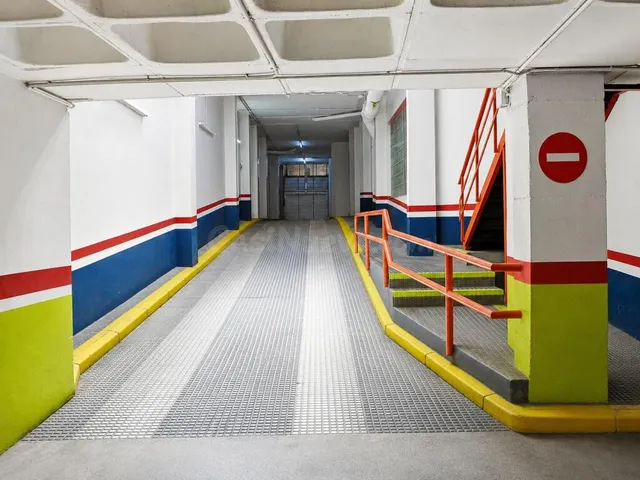 Exclusivo piso con vistas a Montserrat en pleno centro de Manresa — 19