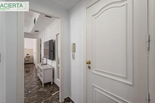 PISO CON LICENCIA TURISTICA EN CALLE NAVAS — 14