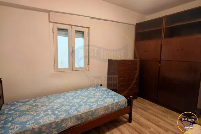 VIVIENDA TOTALMENTE REFORMADA EN TIRADORES BAJOS — 23