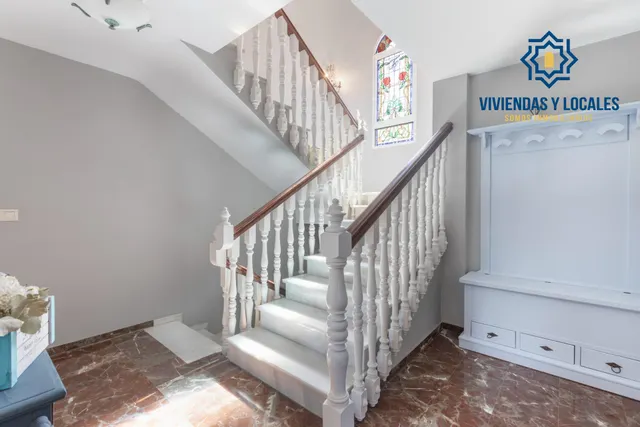 Chalet en venta en La Zubia con Licencia Turística — 13