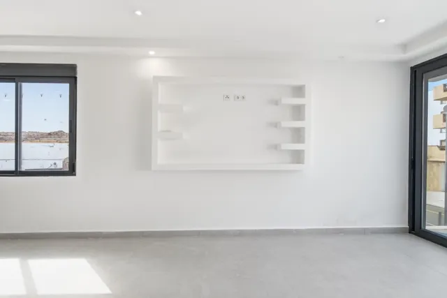 Chalet independiente en venta en Calle de la Roca Negra — 10