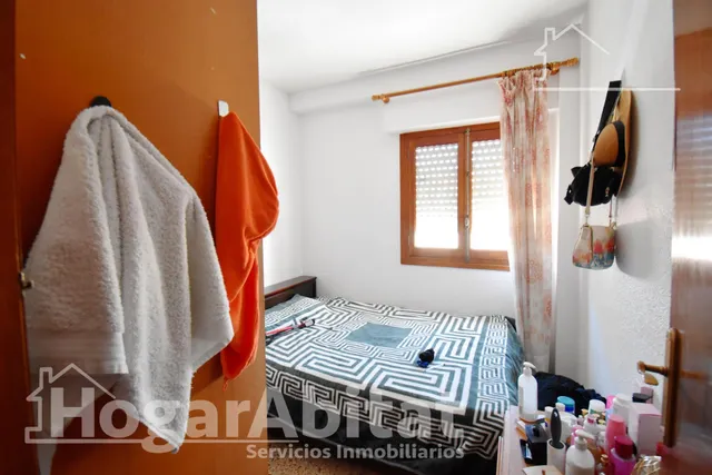 ¡Oportunidad! Amplio, luminoso y exterior con ascensor y balcón, en excelente ubicación — 20