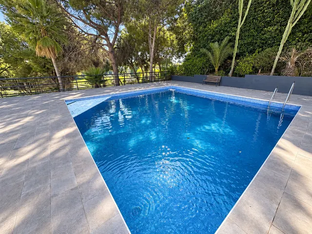 Adosado reformado  en venta con vistas panorámicas al golf en Torrequebrada, Benalmádena — 36