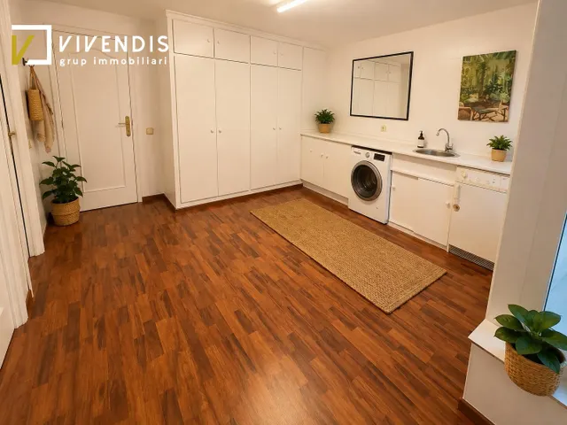 CASA EN VENTA - CIUTAT JARDÍ — 6