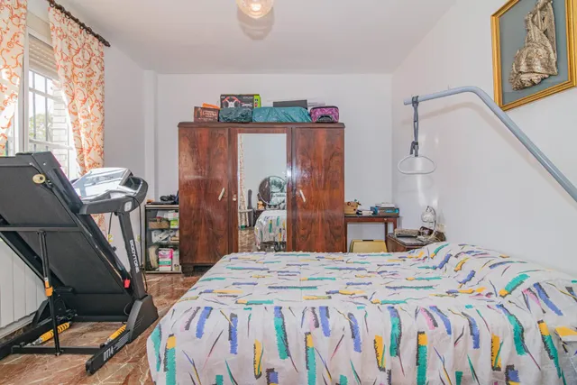 ¡Oportunidad Única! Se Vende Magnífica Casa en Esquina con Amplia Parcela — 11