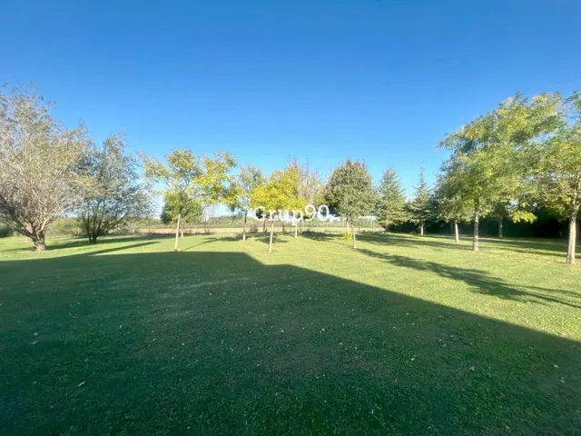 FINCA EN VENTA EN PUIGVERD DE LLEIDA  Un espacio excepcional con infinitas posibilidades, a solo 10 minutos de Lleida — 46