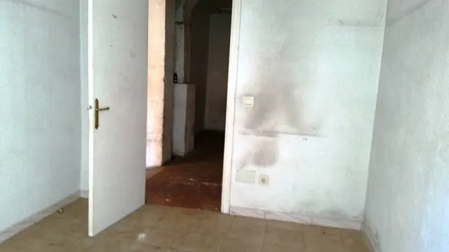 LOCAL ZONA UNIVERSIDAD — 9