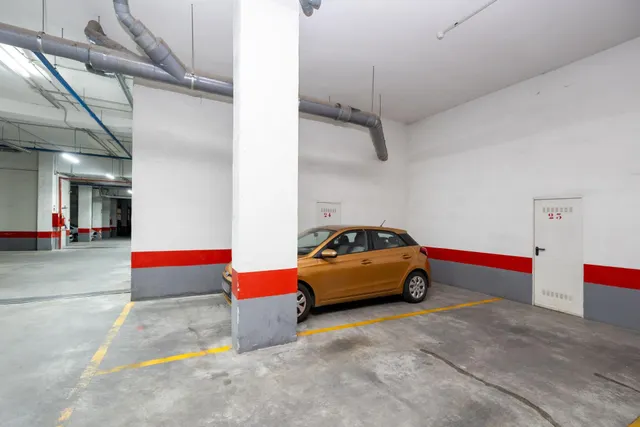 Piso de dos dormitorios en Sanders, en urbanización privada con piscina, pistas de padel, plaza de garaje y trastero — 22