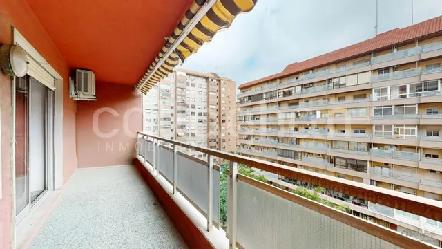 Piso en Avda Cataluña - foto 3