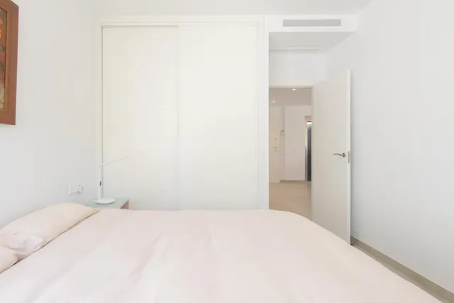 Impresionante vivienda de lujo en Benalmádena con vistas infinitas al Mediterráneo — 25
