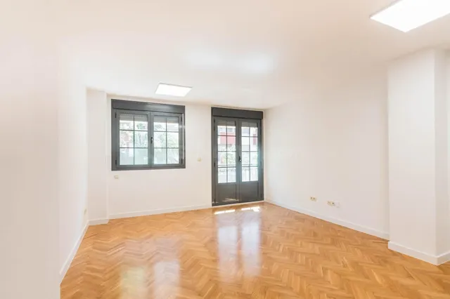 Amplio y Moderno Piso en Juan Carlos I, Murcia - Ideal para  - foto 5