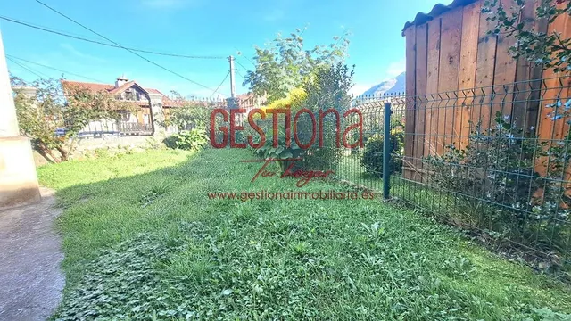 MAJESTUOSA CASA PARA REFORMAR. SOBA — 7