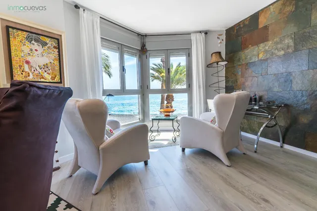 Exclusivo Ático en Primera Línea de Playa en Villaricos: Luj - foto 3