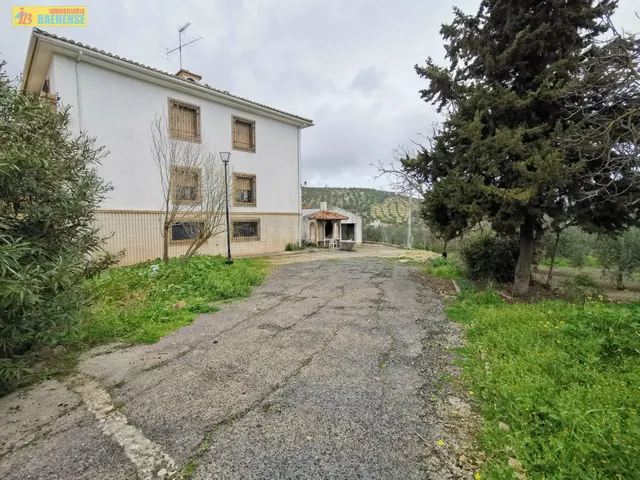 Chalet en venta — 3