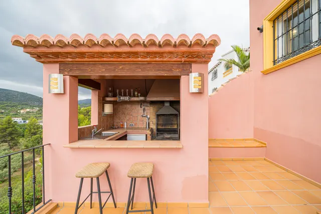Villa  de 5 dormitorios en venta en Orba, Costa Blanca. — 35