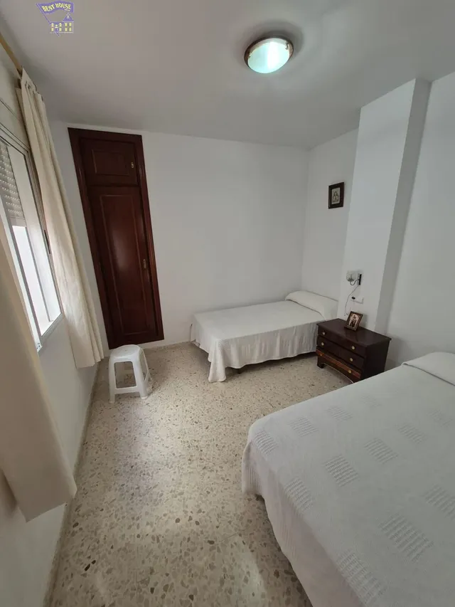 VENTA DE PISO EN ZONA CENTRO — 12