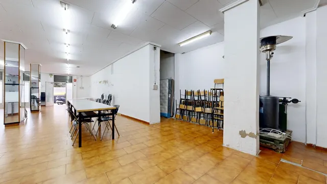 CASA DE DOS PLANTAS DE 180 M2 CADA UNA EN EL CORAZON DE TORRENT — 6