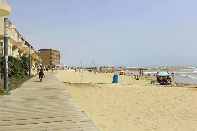 Espectacular Piso Reformado con Vistas al Mar en La Mata - ¡Tu Refugio Mediterráneo! — 41