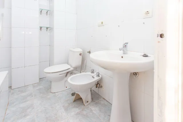 Se vende piso zona los marianistas — 28