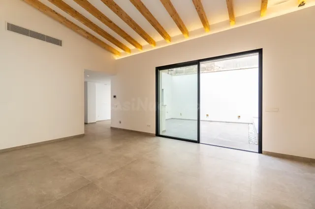 Casa reformada con piscina y garaje en Manacor — 2
