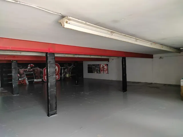 Venta de nave — 18