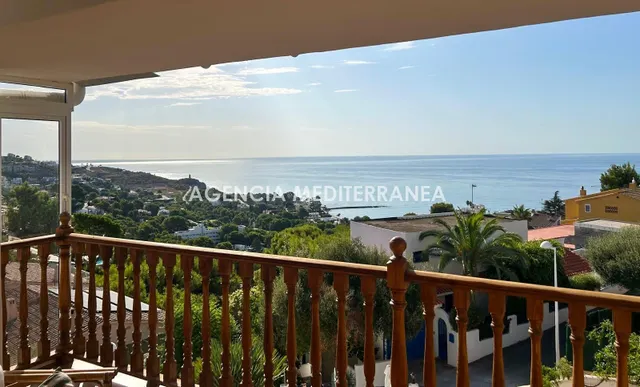 Espectacular villa con vistas al Mediterráneo