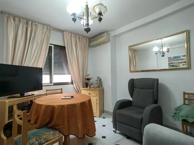 AMPLITUD, TERRAZA Y UBICACIÓN A POCOS MINUTOS DE LA PLAYA — 22