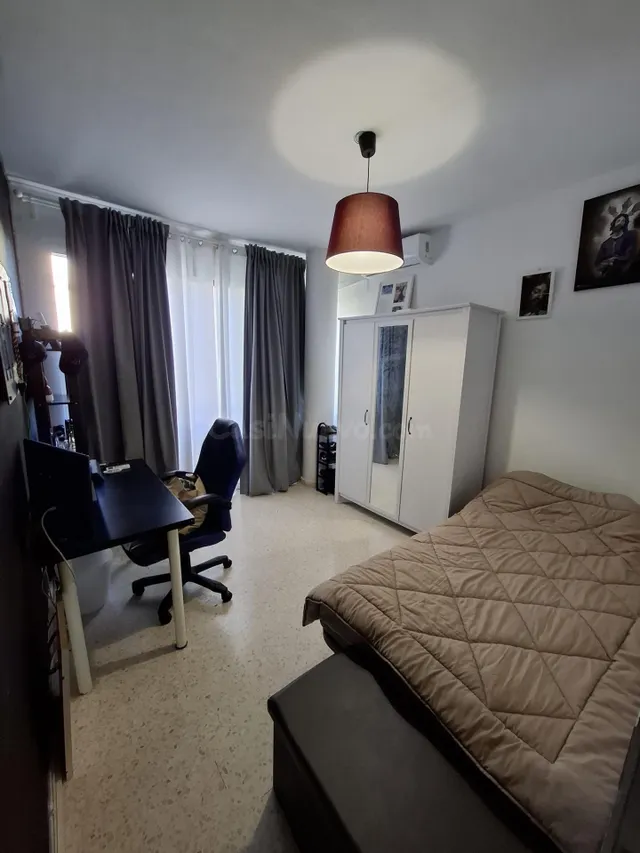 Piso de 3 dormitorios con garaje en Jerez de la Frontera — 4