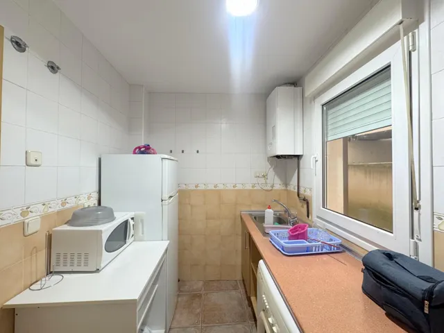 Piso en planta baja de primera transmisión, luminoso y con 3 habitaciones — 17