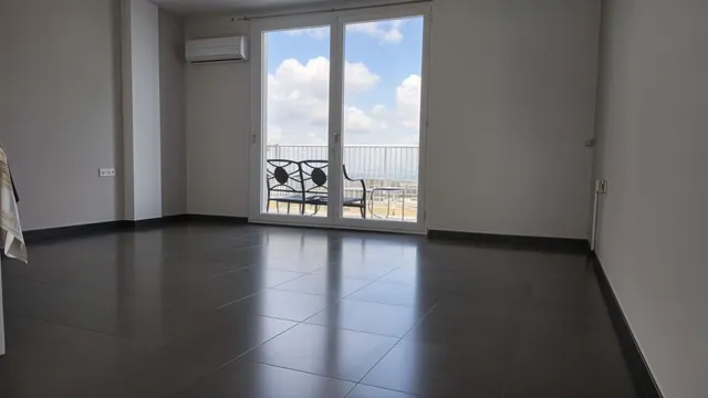 CHALET CON PARCELA Y VISTAS EN CUMBRES DE CALICANTO – ALQUILER TEMPORAL — 13