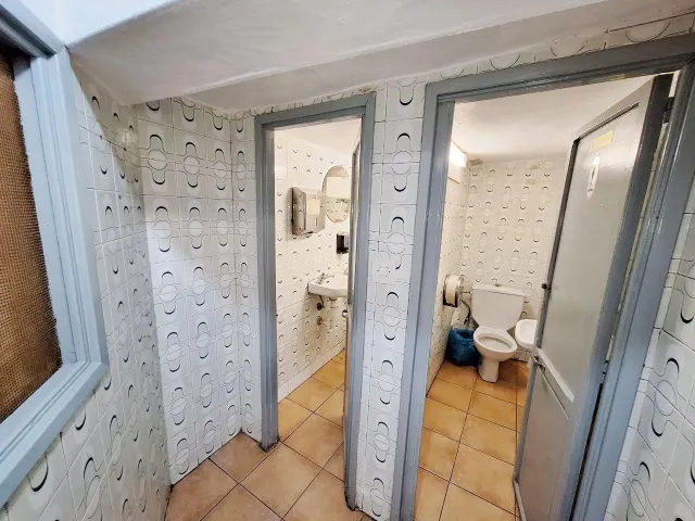 TRASPASO Y VENTA POR JUBILACIÓN CON VIVIENDA INCLUIDA — 8
