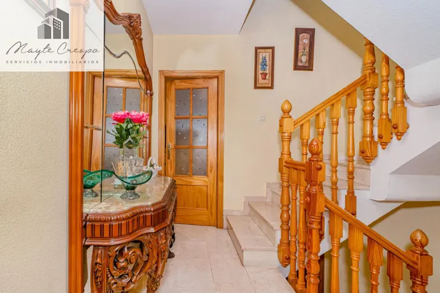 ¡AMPLIA CASA DE 4 DORMITORIOS, 3 BAÑOS Y CALEFACCIÓN CENTRAL EN LA ZUBIA! ✨ — 10