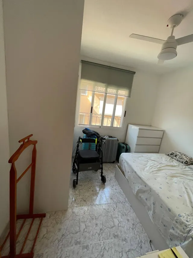 Piso reformado con ascensor a escasos metros de la playa | Santiago de la ribera — 28