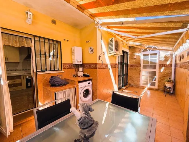Chalet adosado en Los Prados — 11
