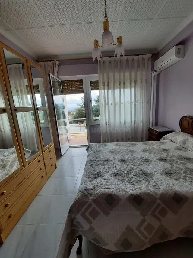 OPORTUNIDAD: 2 VIVIENDAS , LOCAL COMERCIAL, ALMACÉN Y GARAJE - foto 2